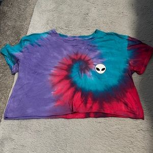 Tie Dye Alien Print Pocket Crop Tee